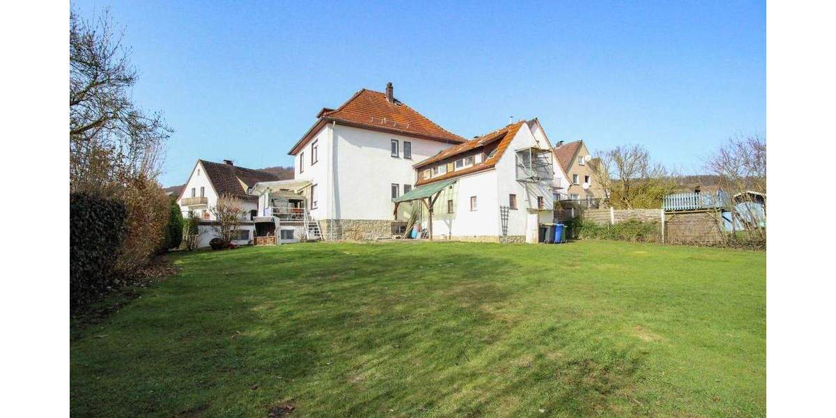 Einfamilienhaus Bad Driburg - 8 Zimmer, 259.000&euro; | Angebot:25375103