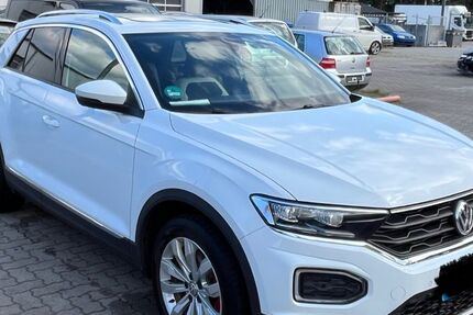 VW T-Roc 115.000 km 18.200 € Itzehoe 25524
