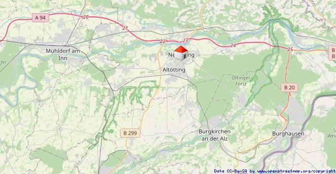 *Wunderschöner Altbau* Renovierte, großzügige Maisonettewohnung mit Dachterrasse in zentraler Lage 4 zimmer