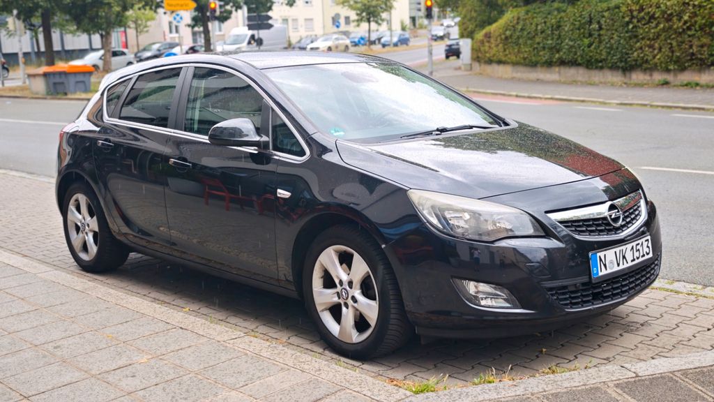 Opel Astra 238.000 km 4.200 &euro; Nürnberg 90461