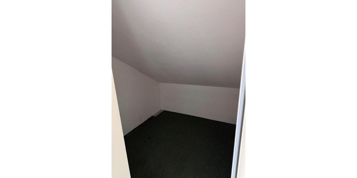 Dachgeschoßwohnung Kreuzau - 2 Zimmer, 66 m&sup2;, 870&euro; | Angebot:26356480
