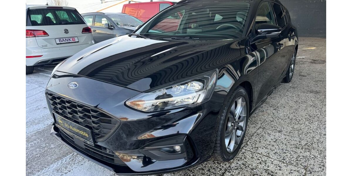 Ford Focus 96.000 km 17.199 &euro; lübeck 23556