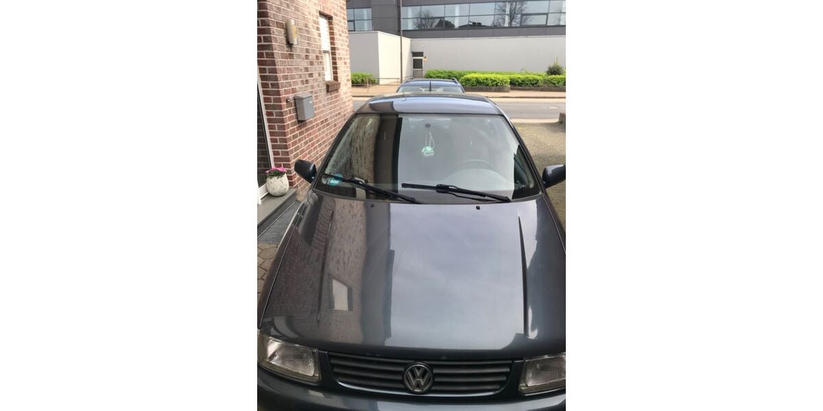 VW Polo 92.100 km 950 &euro; Uedem 47589