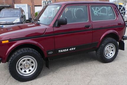 Lada Taiga 65.507 km 8.950 &euro; Essen 45309