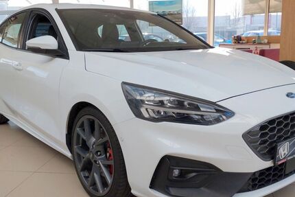 Ford Focus 72.729 km 18.490 &euro; Wernigerode 38855
