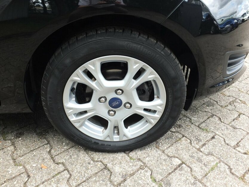Ford Fiesta SYNC EDITION COOL&SOUND START-STOP 98.755 km 6.998 € Köln 50858