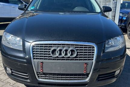 Audi A3 310.000 km 2.800 &euro; Büdingen 63654