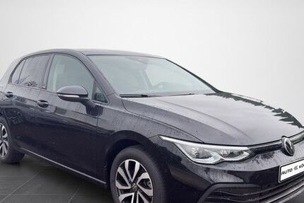 VW Golf 61.410 km 23.390 &euro; Nördlingen 86720