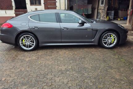 Porsche Panamera 150.000 km 36.500 € Kelkheim 65779