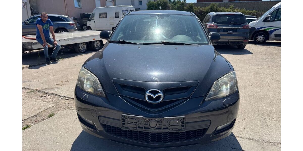 Mazda 3 206.000 km 900 &euro; Nürnberg 90431