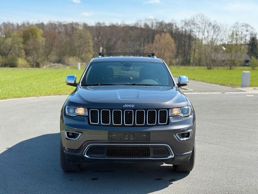 Grand Cherokee