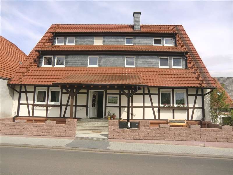 Haus zum Kaufen in Altenstadt 419.000 € 161.07 m²