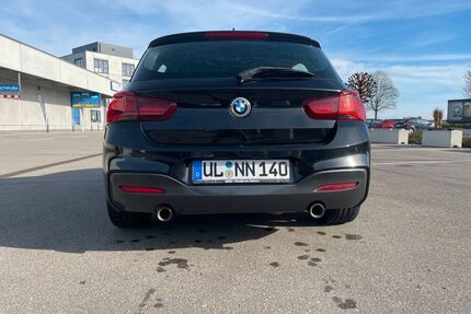 BMW M140i