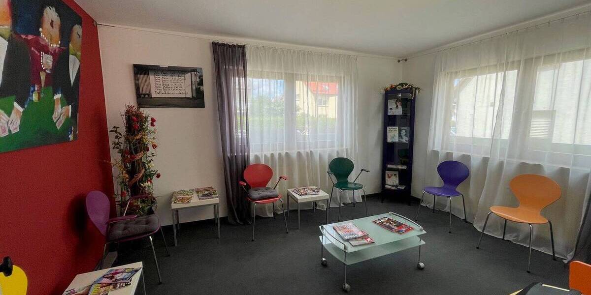 Gewerbeobjekt Kalchreuth - 5 Zimmer, 130 m&sup2;, 399.000&euro; | Angebot:26201982