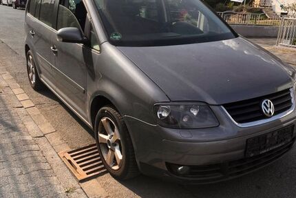 VW Touran 261.000 km 1.500 &euro; groß Gerau 64521