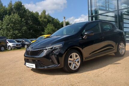Renault Clio 2.690 km 18.490 € Bremervörde 27432