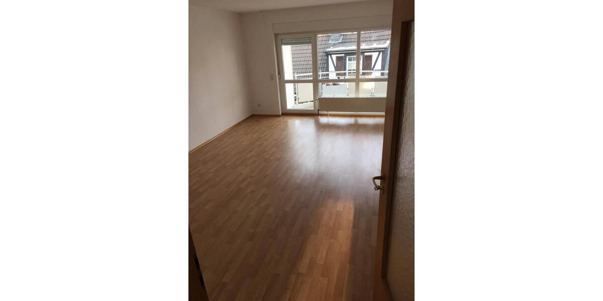 Etagenwohnung Ingolstadt Südost - 3 Zimmer, 77 m&sup2;, 615&euro; | Angebot:26702063