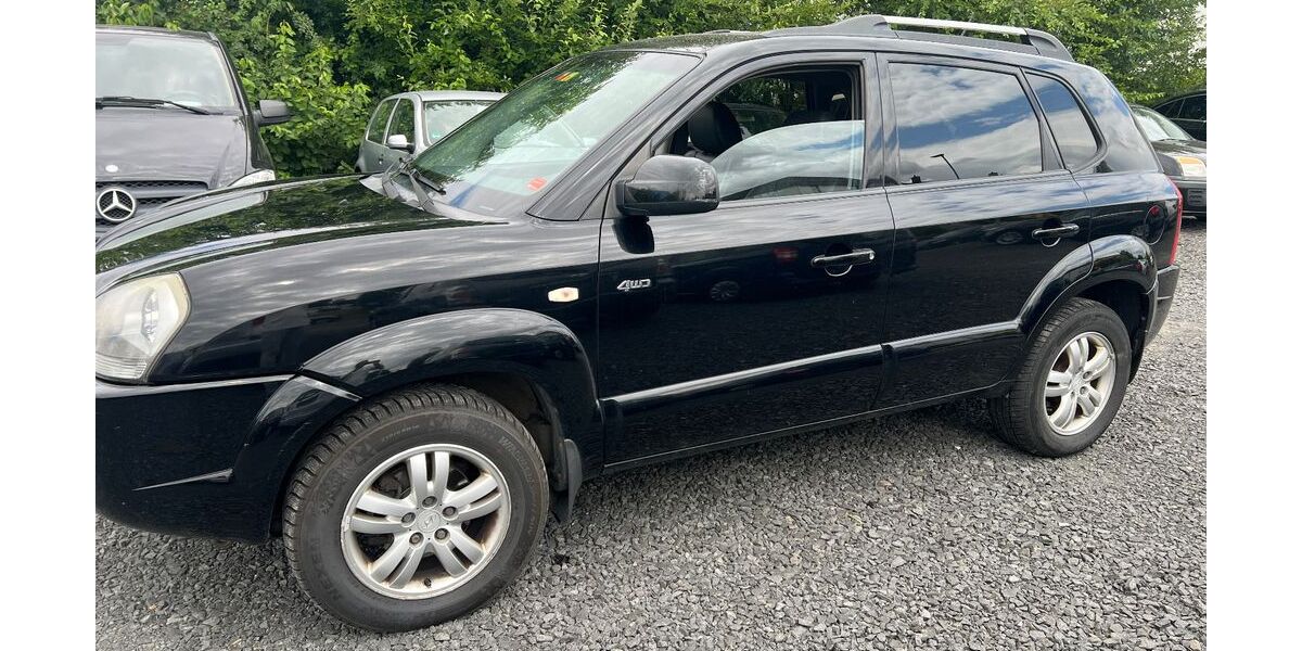 Hyundai TUCSON 257.789 km 2.250 &euro; Friedberg 61169