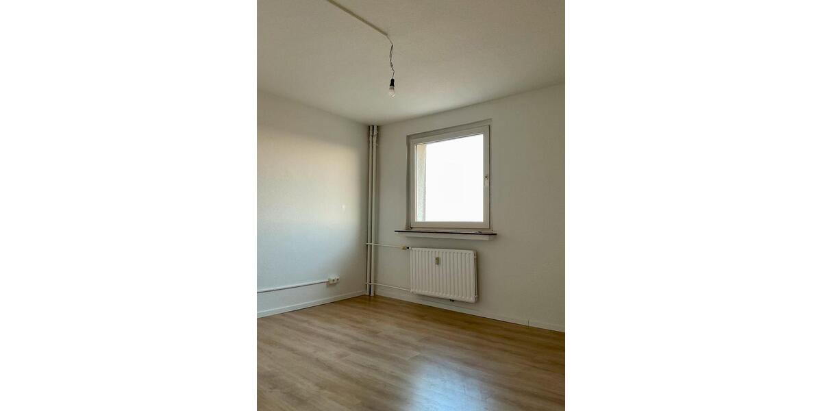 Etagenwohnung Düren Distelrath - 4 Zimmer, 90 m&sup2;, 630&euro; | Angebot:26008873