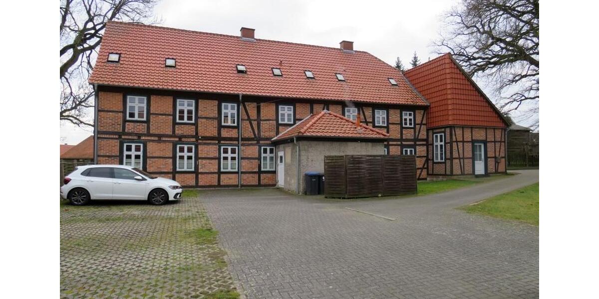 Etagenwohnung Klötze - 2 Zimmer, 47 m&sup2;, 320&euro; | Angebot:26181130