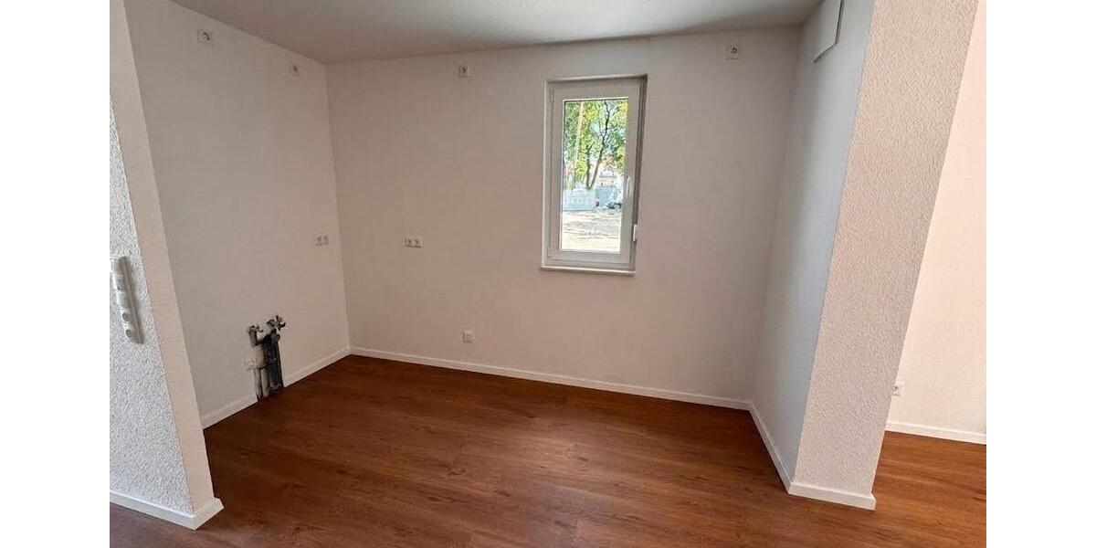 Etagenwohnung Zossen - 5 Zimmer, 114 m&sup2;, 2.100&euro; | Angebot:27533511