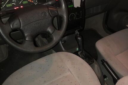 VW Polo 83.000 km 2.199 &euro; München 81739