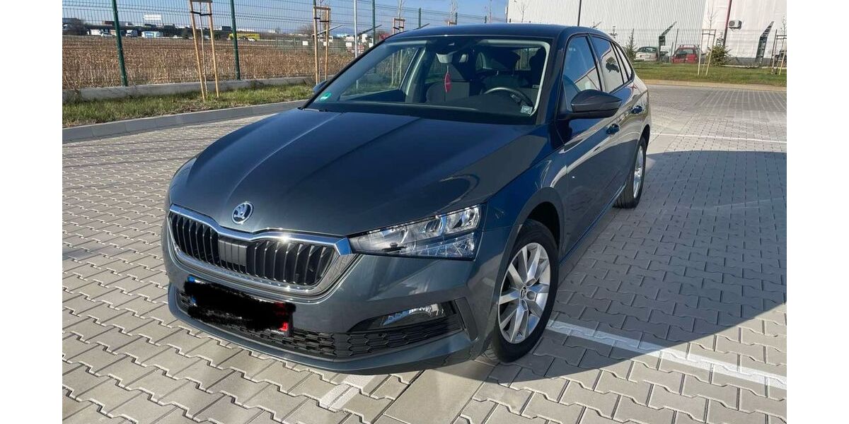 Skoda Scala 50.000 km 14.900 &euro; Berlin 10117