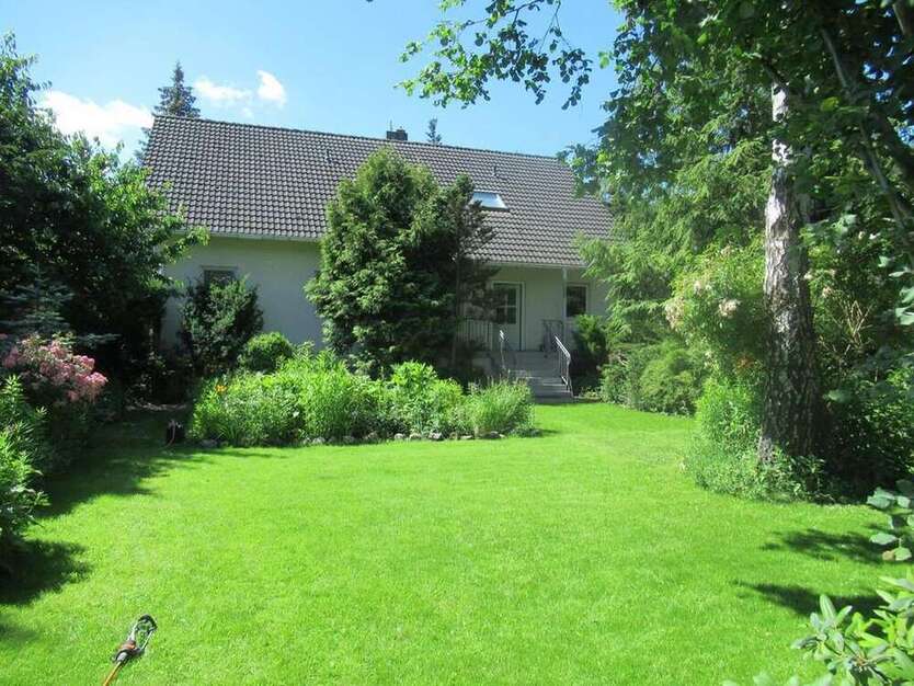 Haus zum Kaufen in Berlin 945.000 € 190 m²