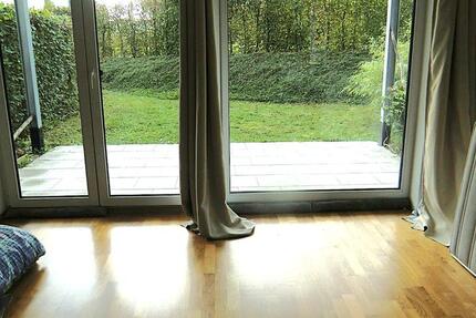 Außergewöhnlich schöne 2,5 Z EG-Whg m. Blick in's Grüne 2.5 zimmer