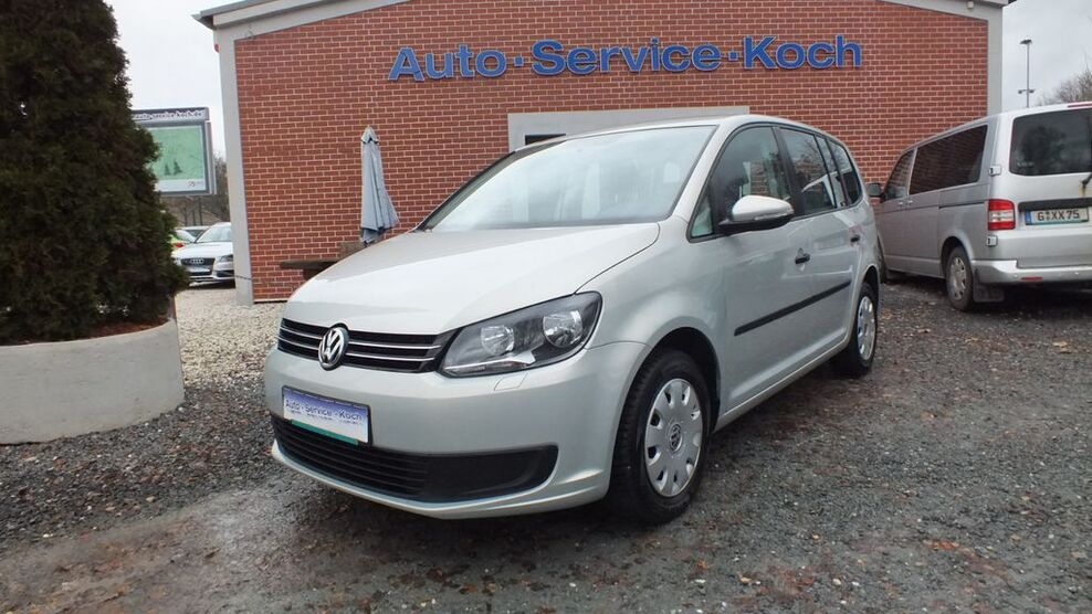 VW Touran 136.311 km 9.490 € Gera 07546