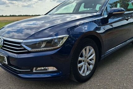 VW Passat Variant 103.700 km 19.700 &euro; Selfkant 52538
