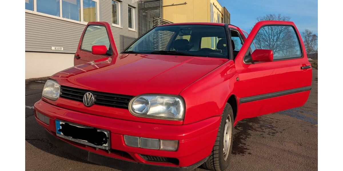 VW Golf 93.000 km 1.350 &euro; Kreuztal 57223