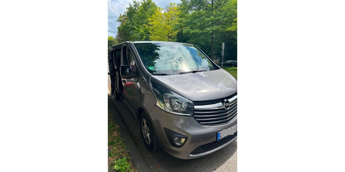 Opel Vivaro 166.000 km 17.200 &euro; Bochum 44809