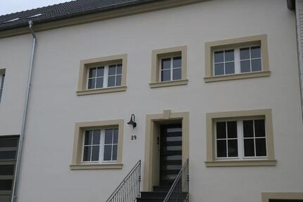 Haus Tawern - 9 Zimmer, 192 m&sup2;, 1.985&euro; | Angebot:25894625