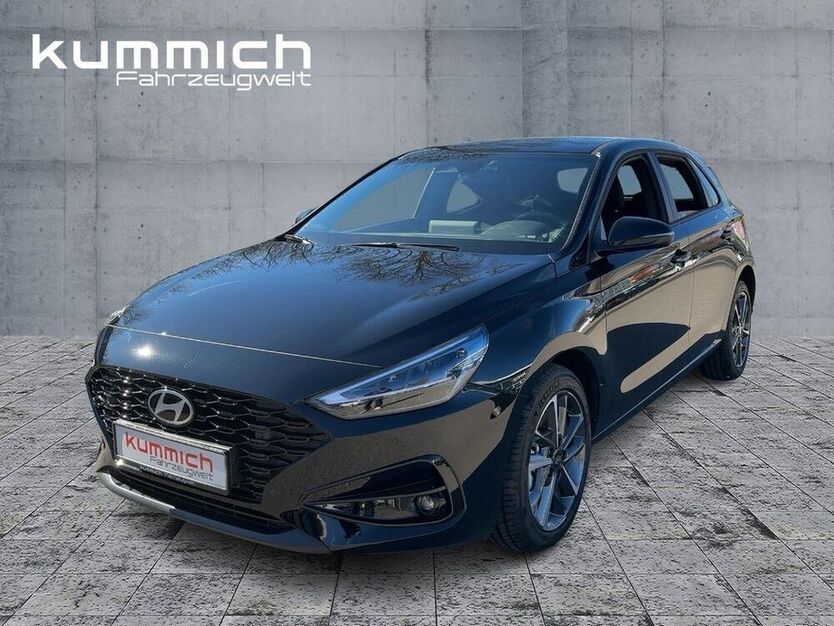 i30