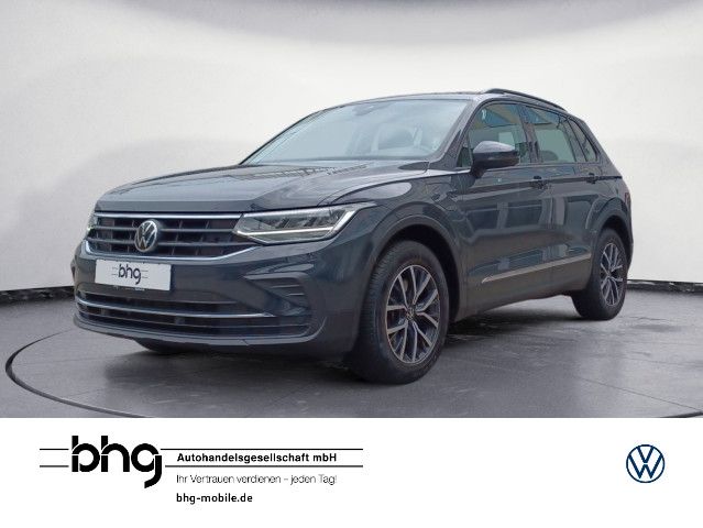 VW Tiguan 50.300 km 27.490 € Lörrach 79540