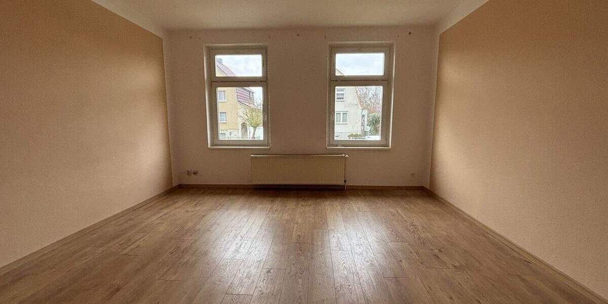Doppelhaushälfte Bützow - 6 Zimmer, 150 m&sup2;, 260.000&euro; | Angebot:25198183