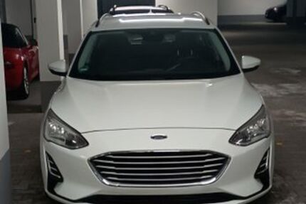 Ford Focus 130.000 km 5.650 &euro; Deggendorf 94469