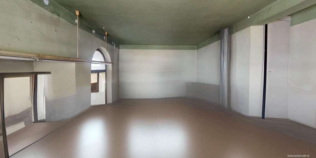 Alter Bahnhof mit Blick auf die Haardt Gegenüber Kurpfalz Carré & Ärztehaus Sanierungspotential - Gewerbeobjekt Neustadt an der Weinstraße Duttweiler | Angebot:23228910