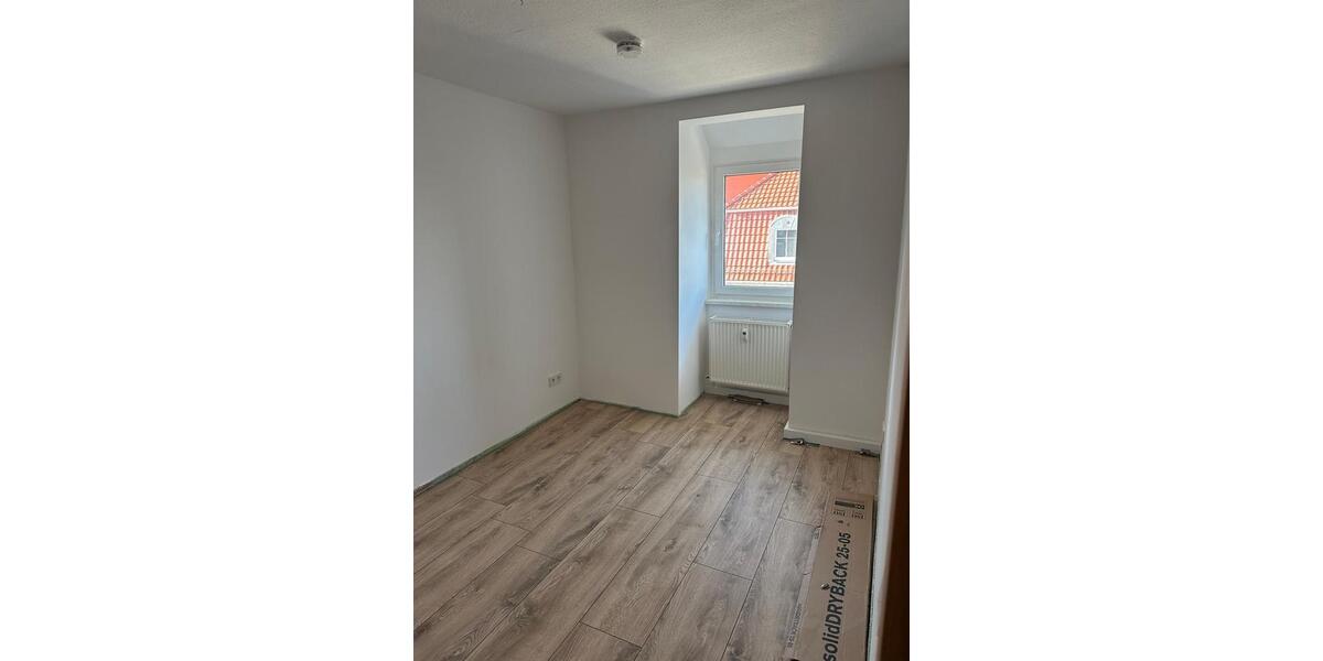 Dachgeschoßwohnung Luckenwalde - 3 Zimmer, 67 m&sup2;, 560&euro; | Angebot:26365899