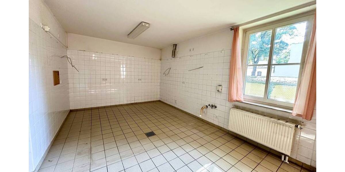 Gewerbeobjekt Dresden Radeberger Vorstadt - 6 Zimmer, 270 m&sup2;, 530.000&euro; | Angebot:25707388