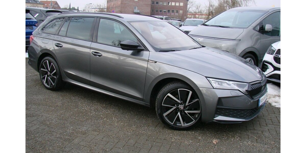 Skoda Octavia 2.0TDi Sportline LED 360º Canton HUD 39.383 km 30.980 &euro; Falkensee 14612