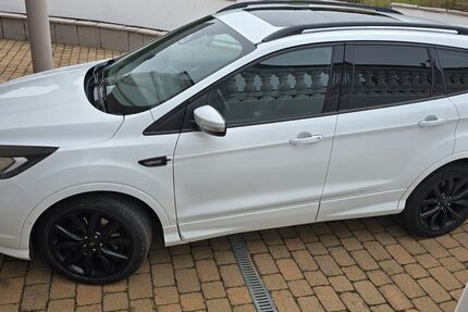 Ford Kuga 135.000 km 15.200 &euro; Mechernich 53894