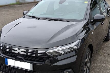 Dacia Logan 2.300 km 17.500 € Kaiserslautern 67663