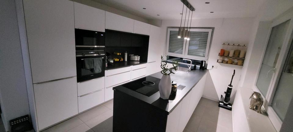 Erdgeschoßwohnung Halle - 4 Zimmer, 112 m&sup2;, 320.000&euro; | Angebot:26521127