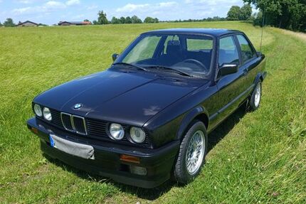 BMW 318 221.000 km 11.900 &euro; Raubling 83064