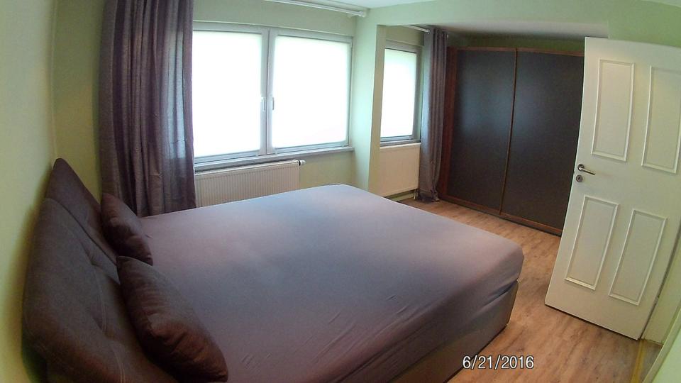 vermiete kleines EFH nah Berlin zwischen See (100m) und Wald 2 zimmer