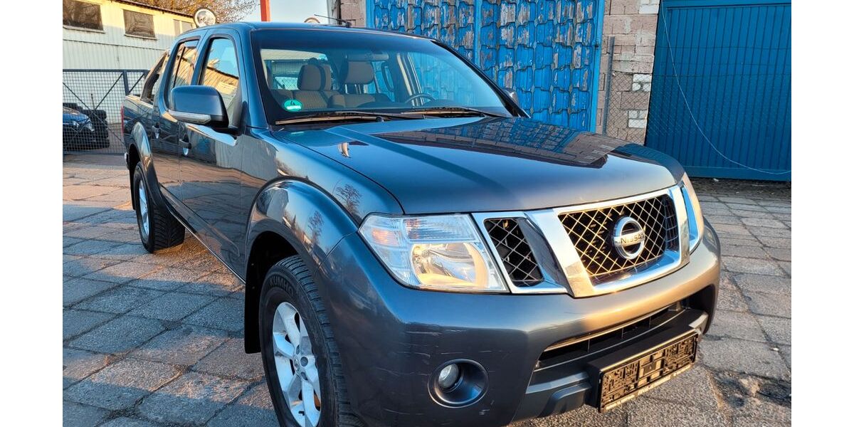 Nissan Navara 173.964 km 12.950 &euro; Berlin 12277