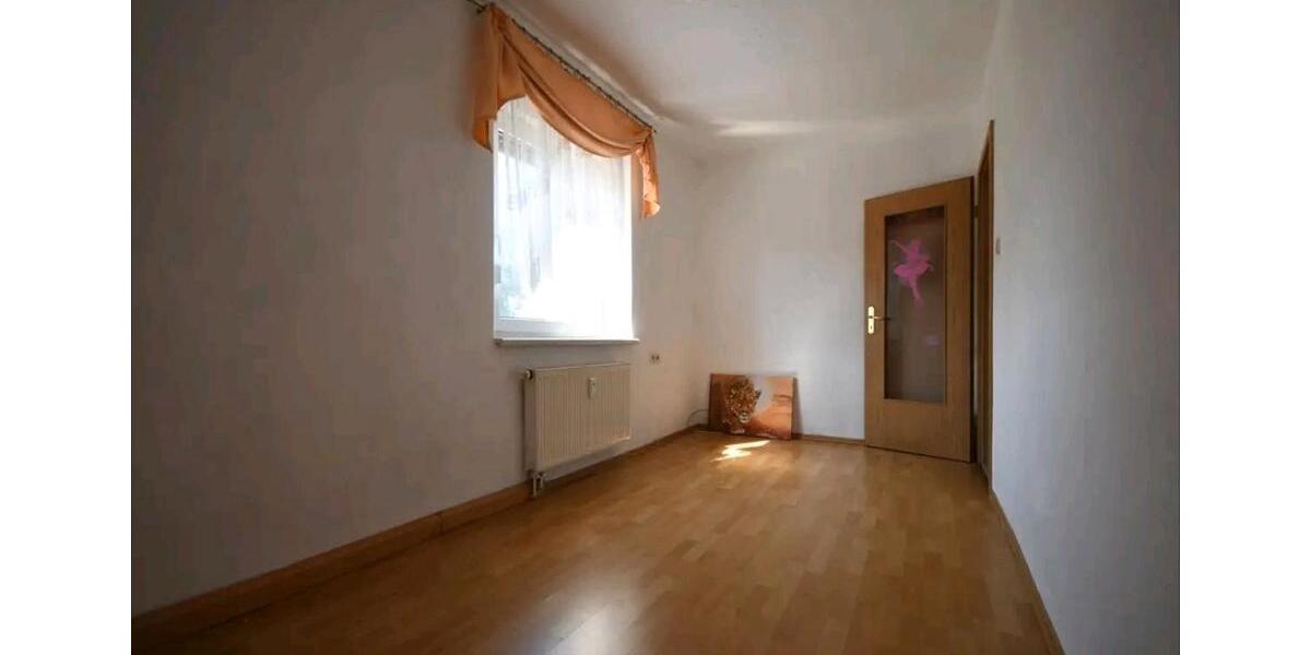 Etagenwohnung Dessau-Roßlau Brambach - 1 Zimmer, 60 m&sup2;, 50.000&euro; | Angebot:27098887