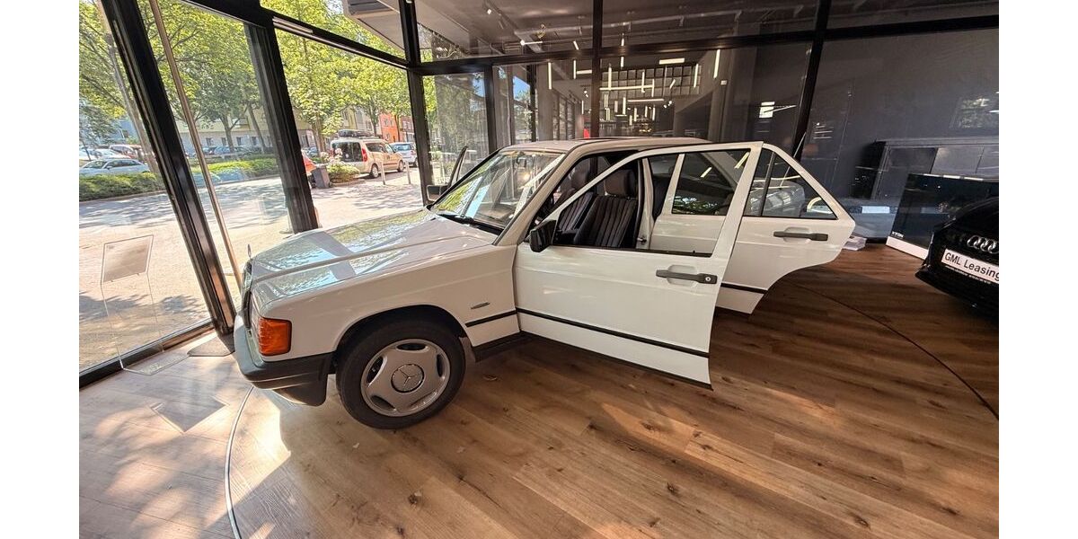 Mercedes-Benz 190 150.828 km 6.950 &euro; Dortmund 44139